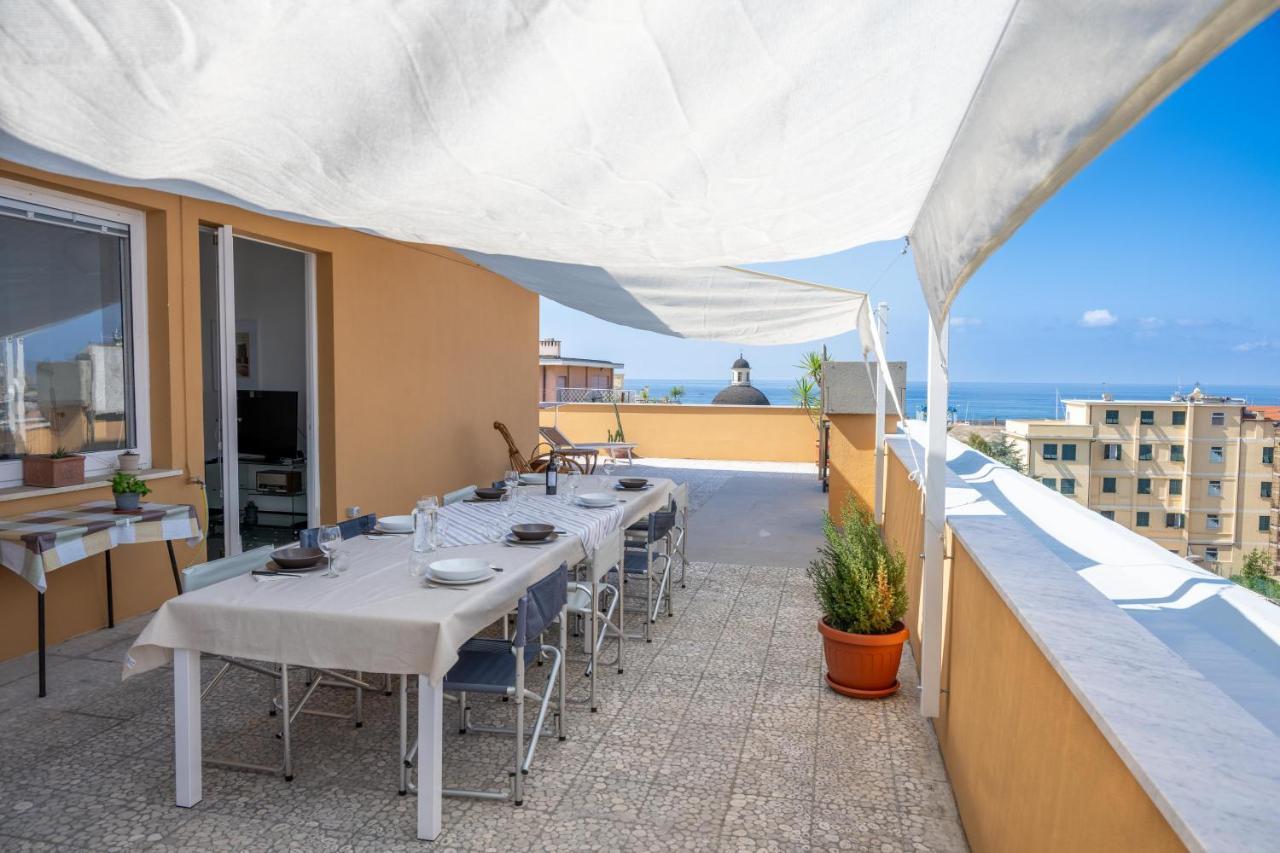 La Terrazza Di كيافاري المظهر الخارجي الصورة